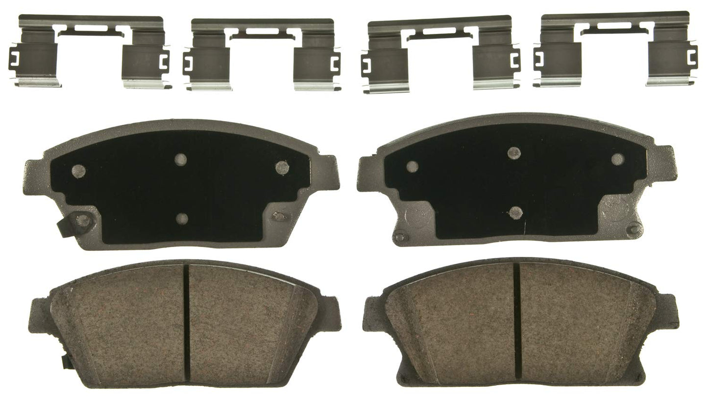 Wagner Brake ThermoQuiet QC1467 Ceramic Disc Brake Pad Set