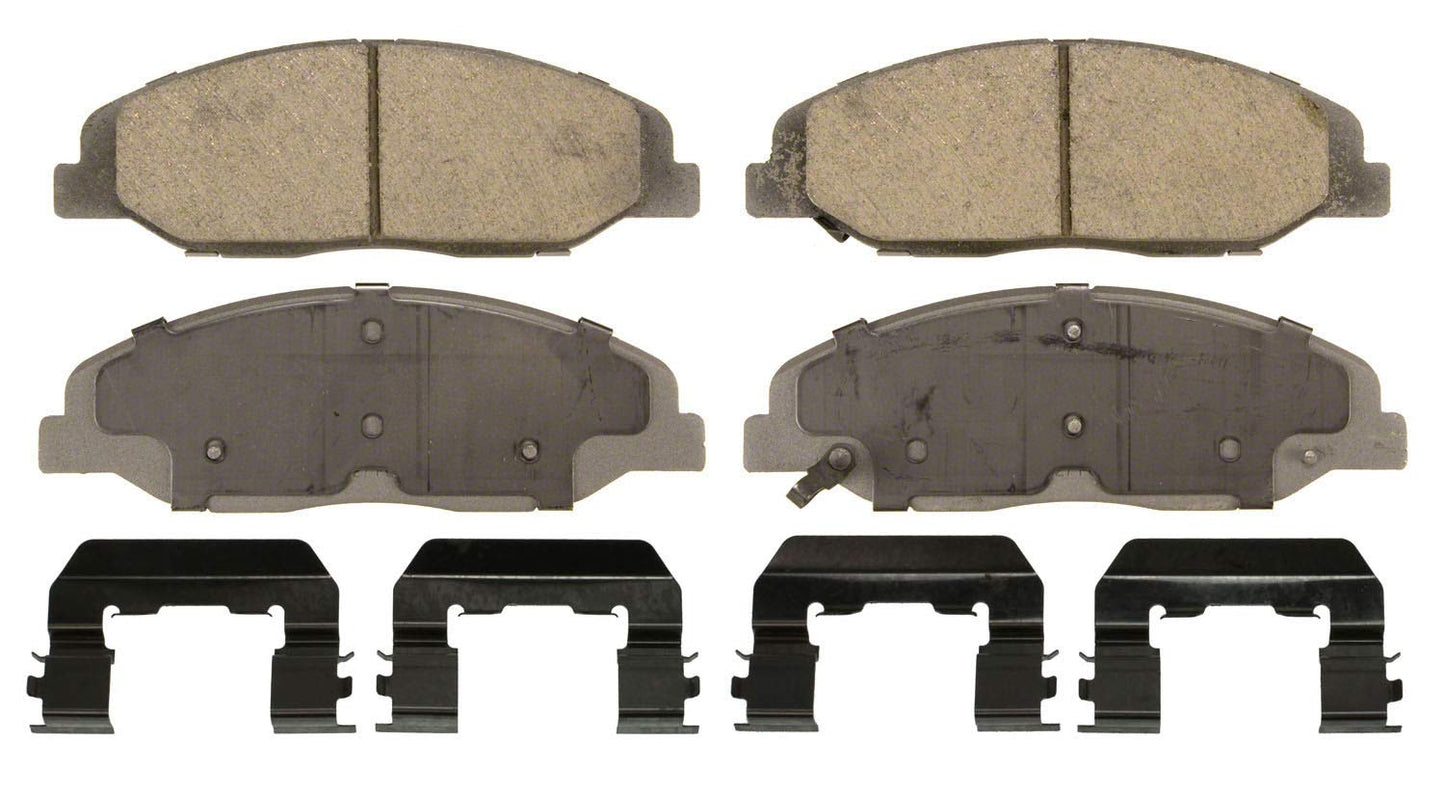 Wagner Brake ThermoQuiet QC1332 Ceramic Disc Brake Pad Set