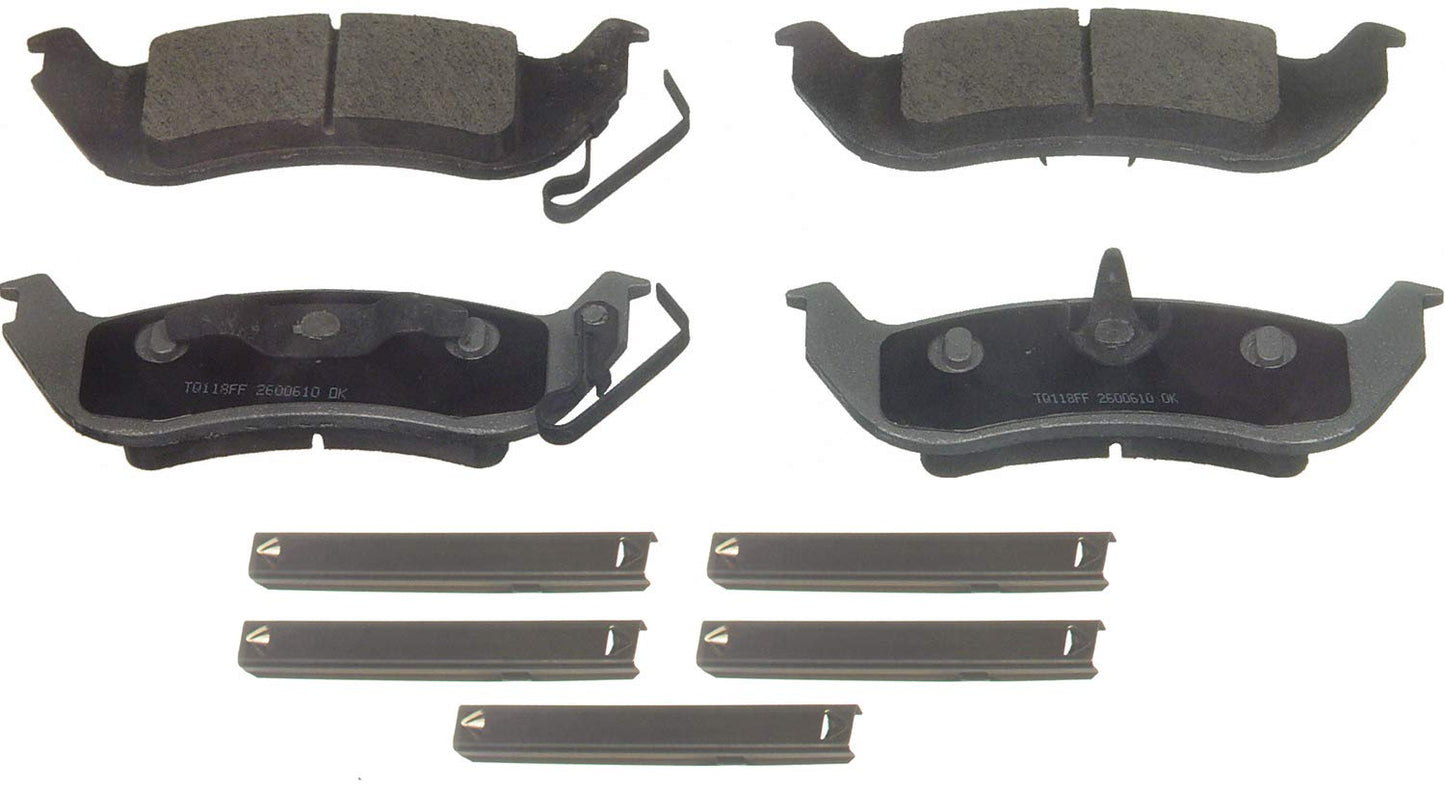 Wagner Brake ThermoQuiet QC1040A Ceramic Disc Brake Pad Set